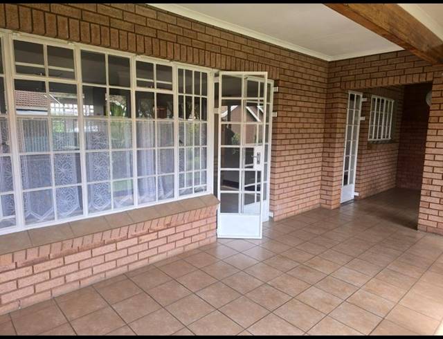 3 BEDROOM HOUSE FOR SALE IN MONTANA PARK